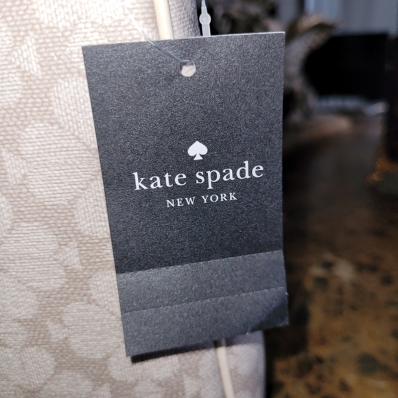 Kate Spade Beige Floral Crossbody Bag NWT - Picture 6 of 7